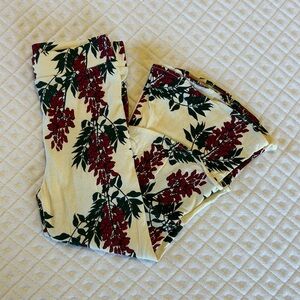 Kate Quinn Double Ruffle Flare Bellbottom Pants Bamboo Vining Floral